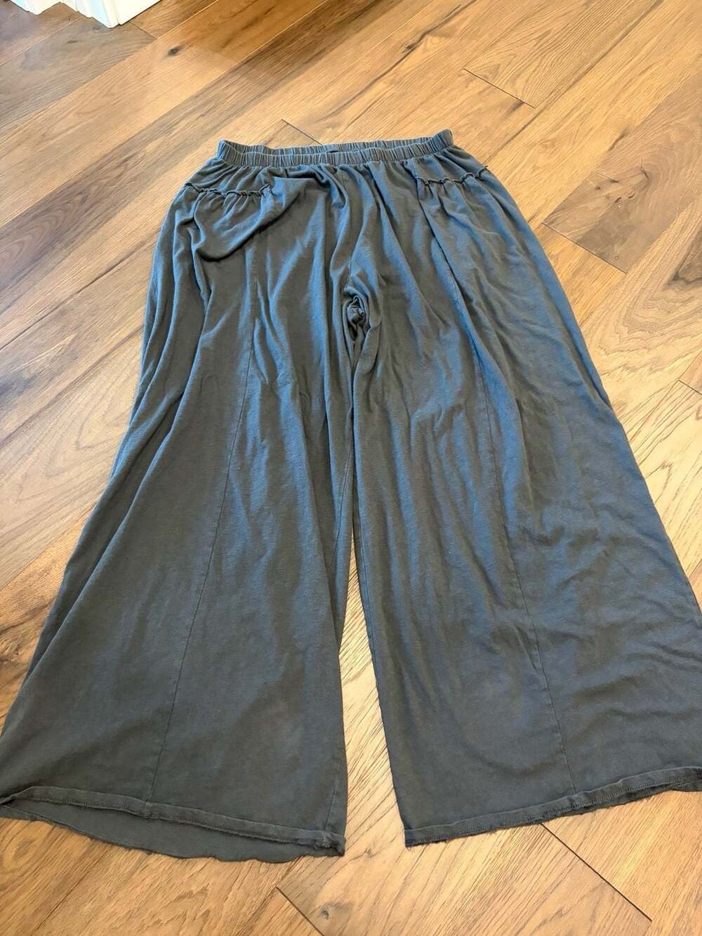 Aerie Happiest Wide Leg Pants, Smoked Gray, Size L